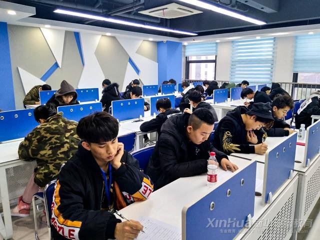 理實結合，新華學子展現專業電競風采！